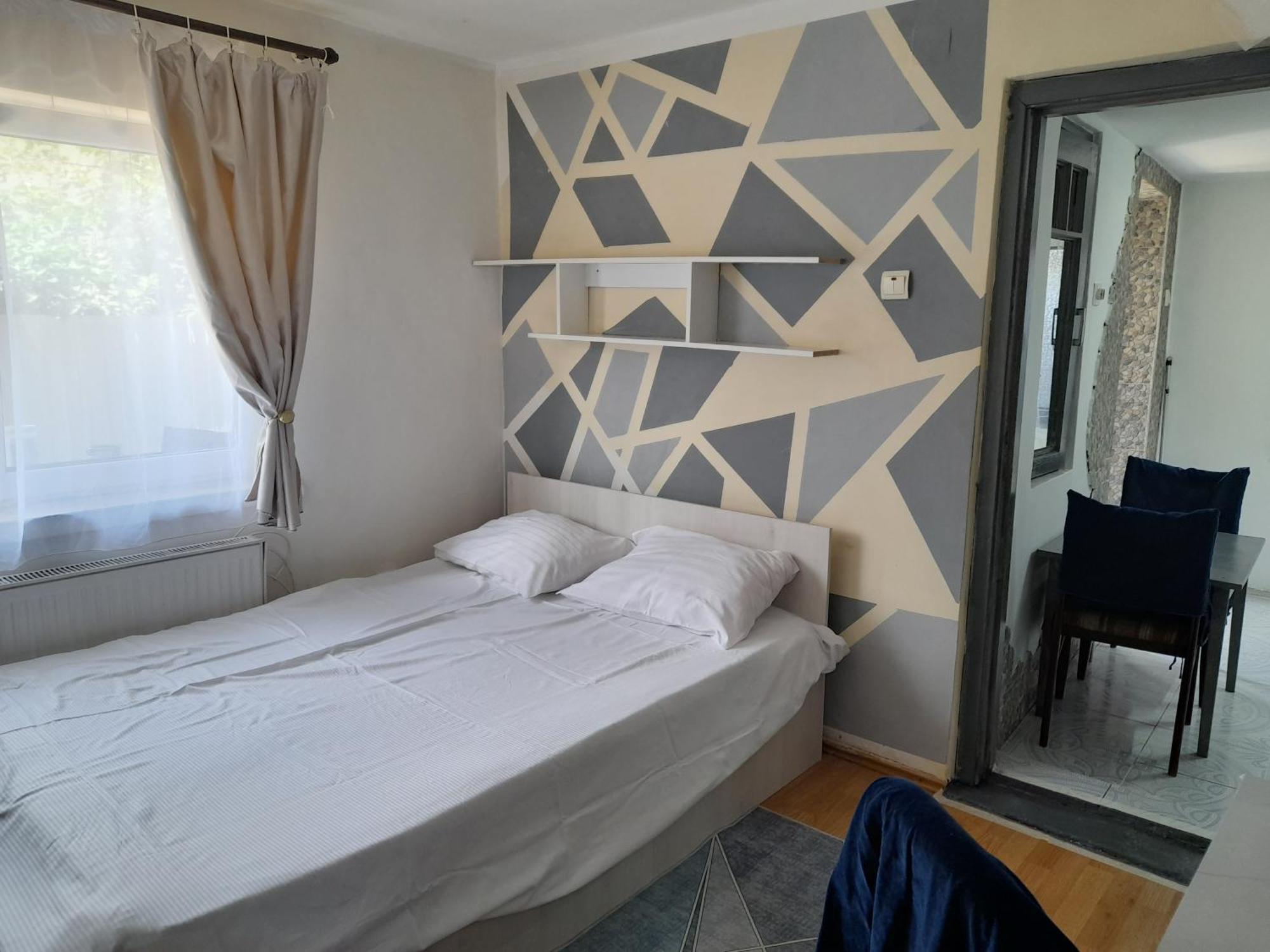 Апартаменты Garsoniera Sic Zona Terapia Zona Linistita La Casa Cu Parcare Клуж-Напока Экстерьер фото