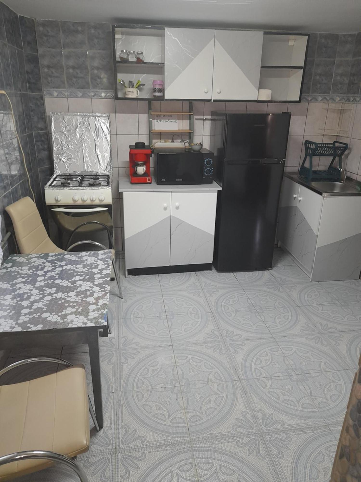 Апартаменты Garsoniera Sic Zona Terapia Zona Linistita La Casa Cu Parcare Клуж-Напока Экстерьер фото