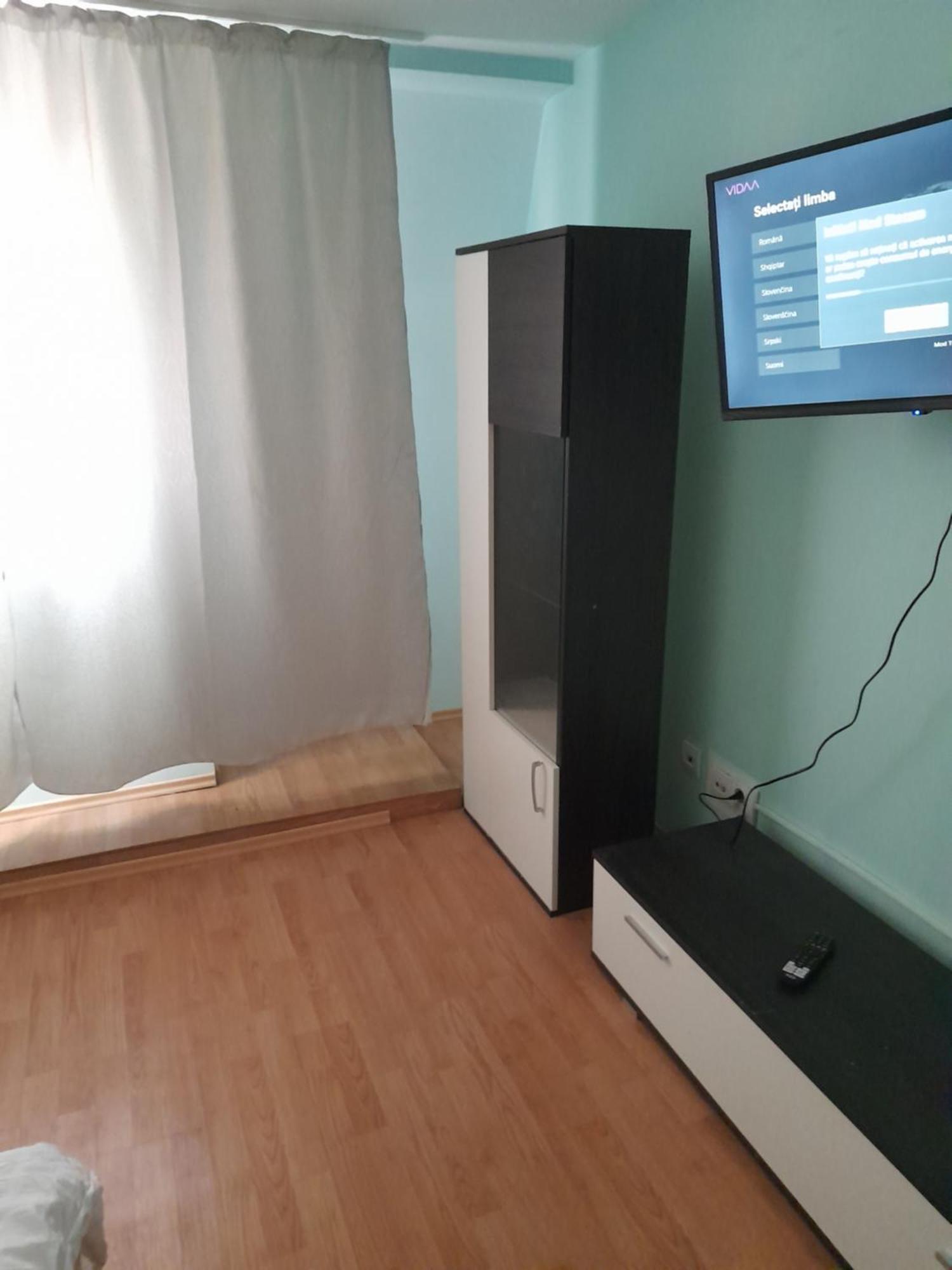 Апартаменты Garsoniera Sic Zona Terapia Zona Linistita La Casa Cu Parcare Клуж-Напока Экстерьер фото