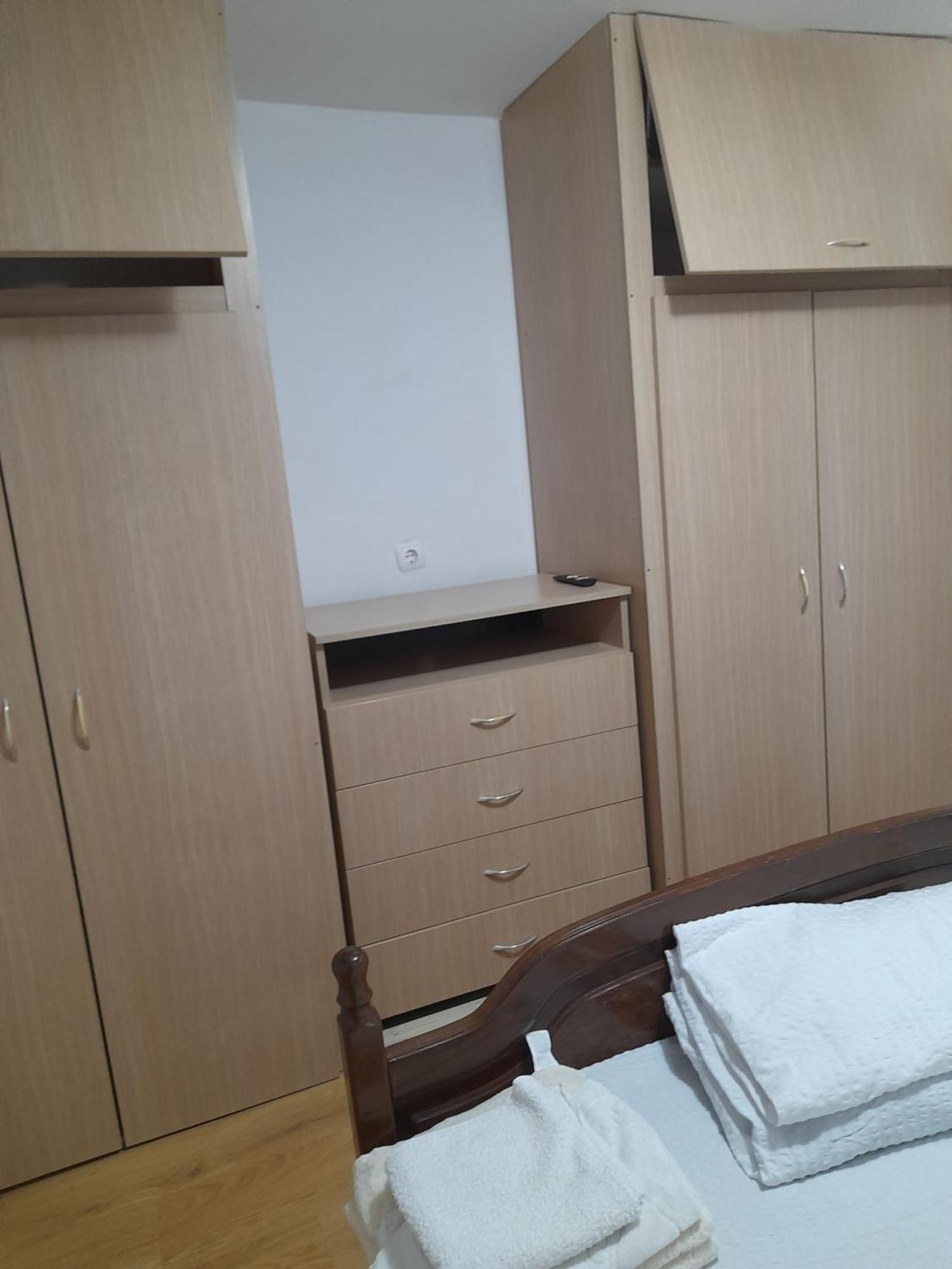 Апартаменты Garsoniera Sic Zona Terapia Zona Linistita La Casa Cu Parcare Клуж-Напока Экстерьер фото