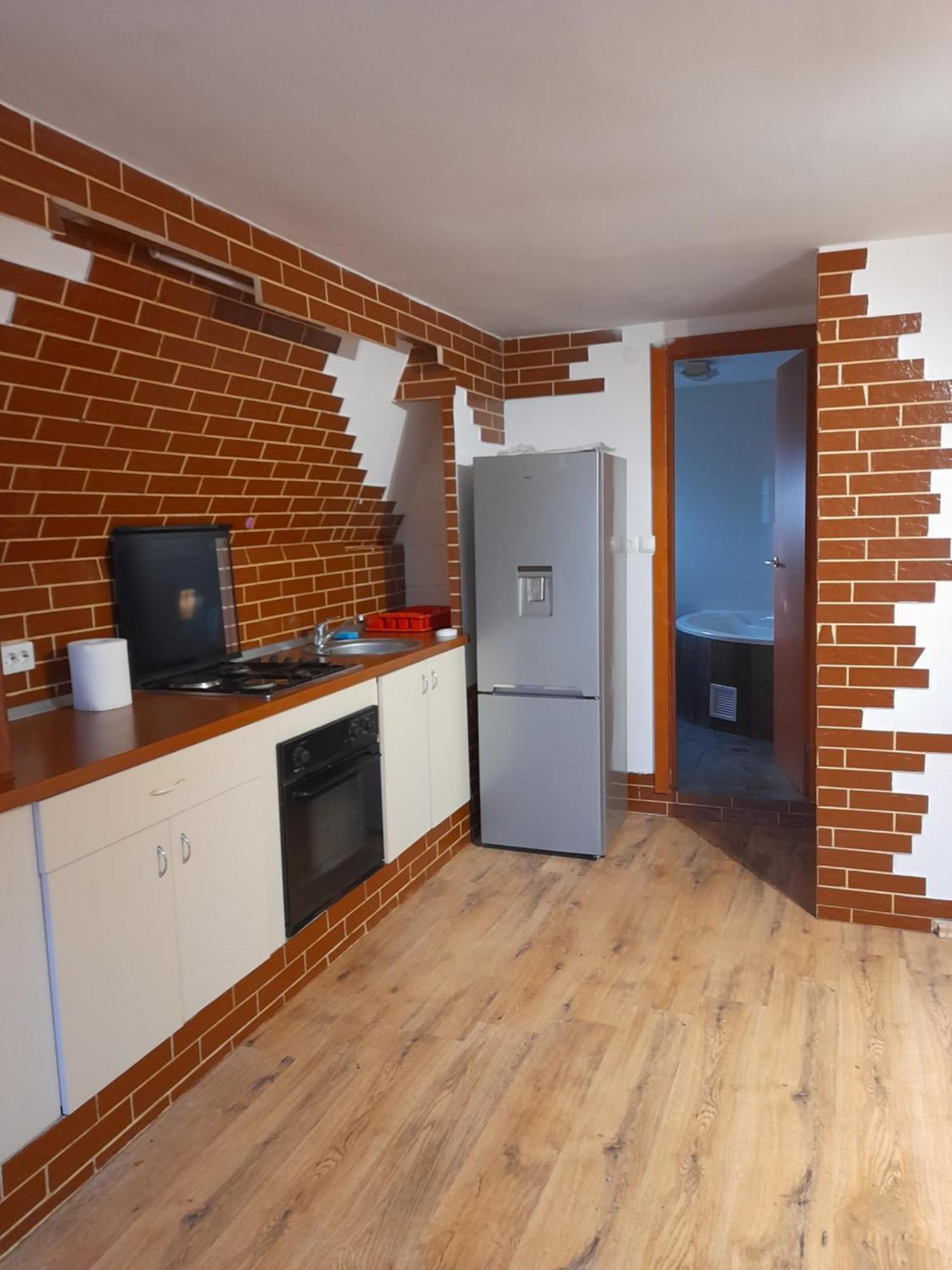 Апартаменты Garsoniera Sic Zona Terapia Zona Linistita La Casa Cu Parcare Клуж-Напока Экстерьер фото
